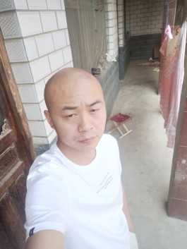 失踪人员：张磊